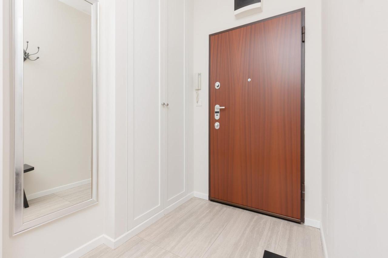Quiet Apartment Park Edwarda Szymanskiego By Noclegi Renters วอร์ซอ ภายนอก รูปภาพ